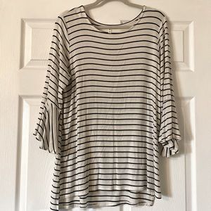 Loose Quarter Sleeve Stripped Blouse
